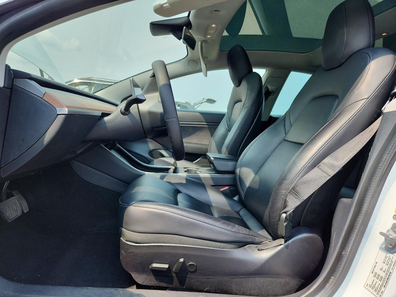 2020 TESLA MODEL 3 — Фото 7 из 12