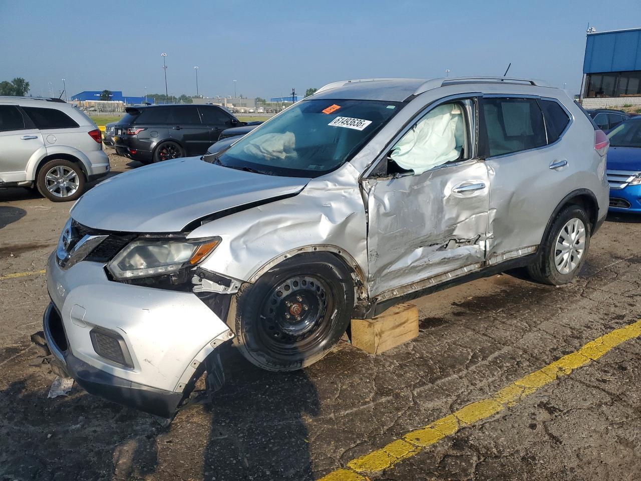 2016 NISSAN ROGUE S