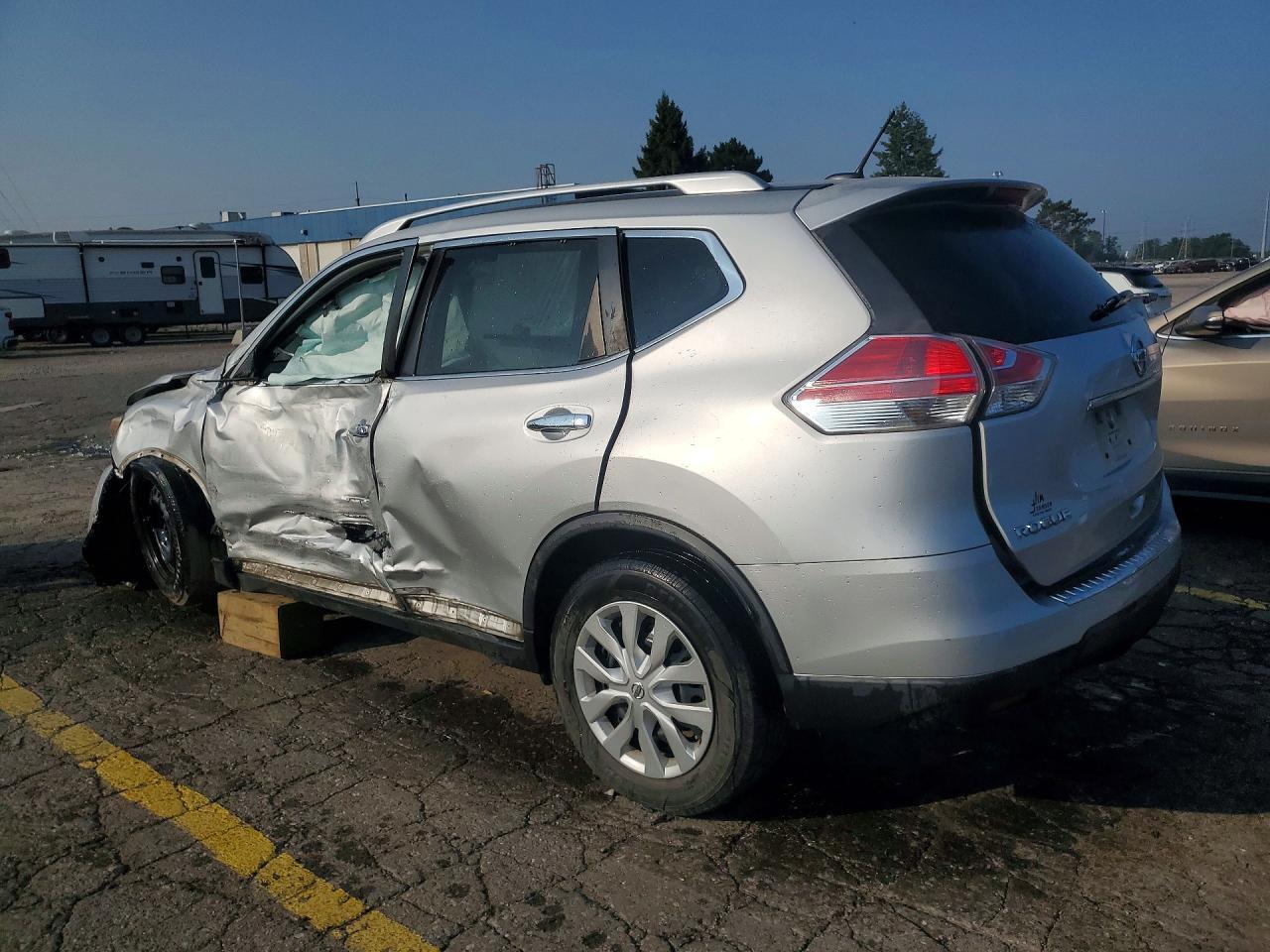 2016 NISSAN ROGUE S — Фото 2 из 13