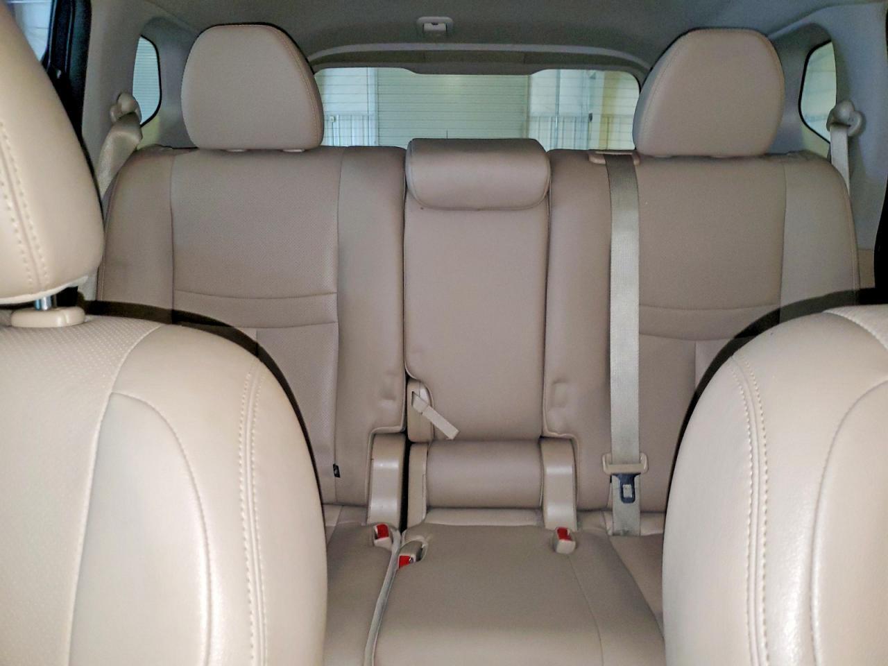 2016 NISSAN ROGUE SL — Фото 10 из 14