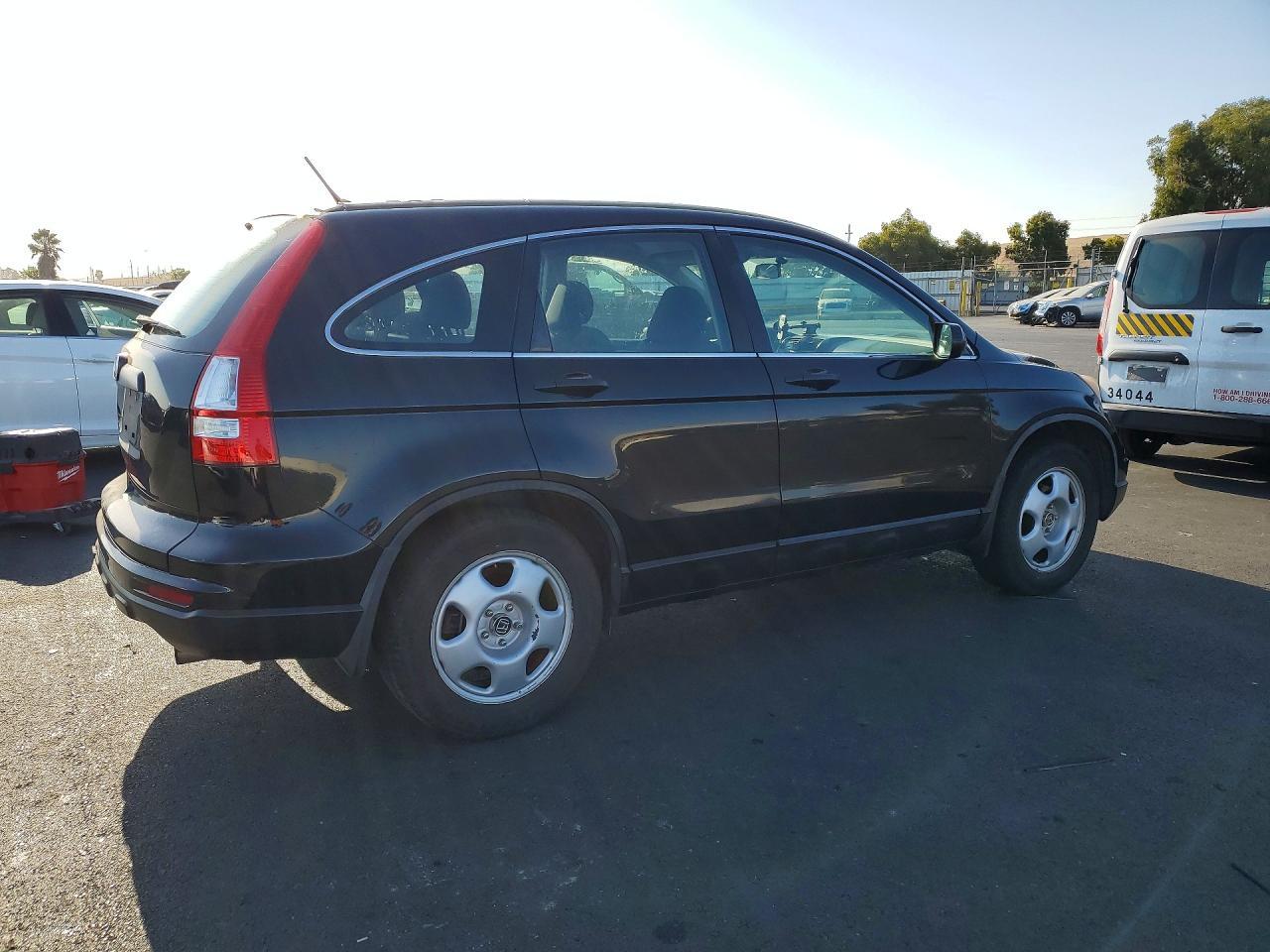 2010 HONDA CR-V LX — Фото 3 из 12