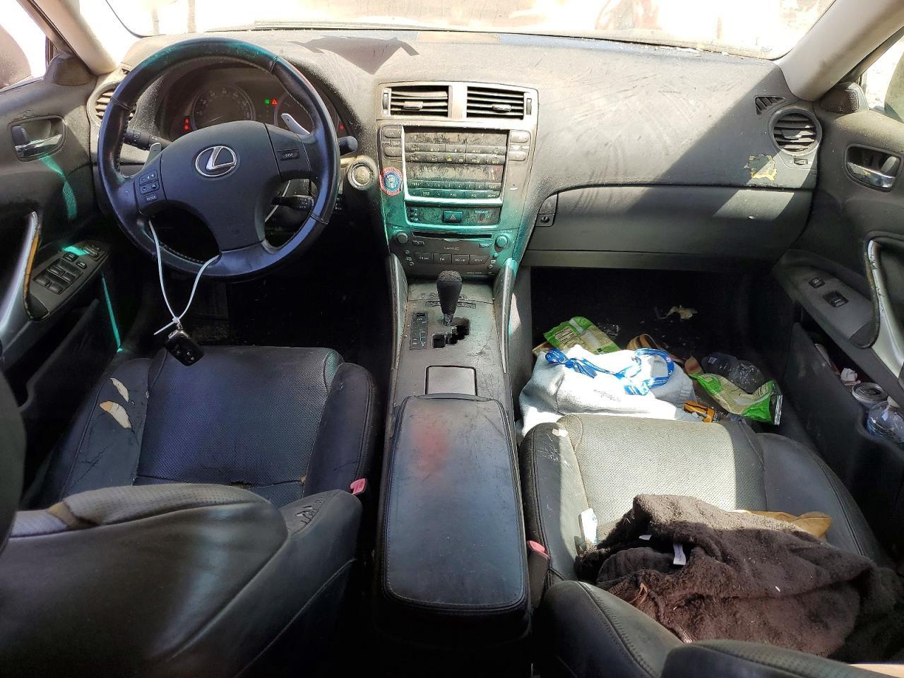 2007 LEXUS IS 250 — Фото 8 из 12