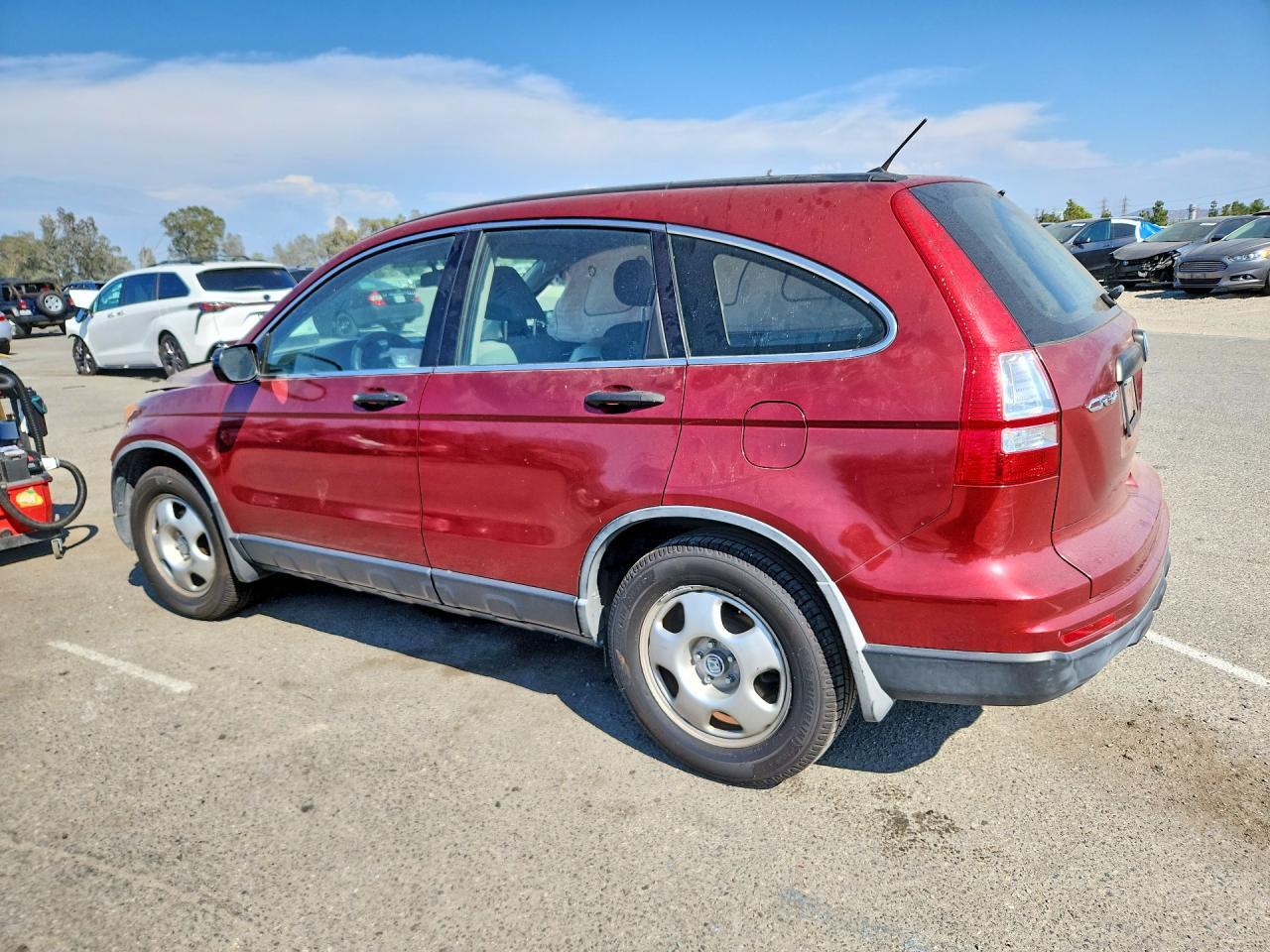 2010 HONDA CR-V LX — Фото 2 из 12