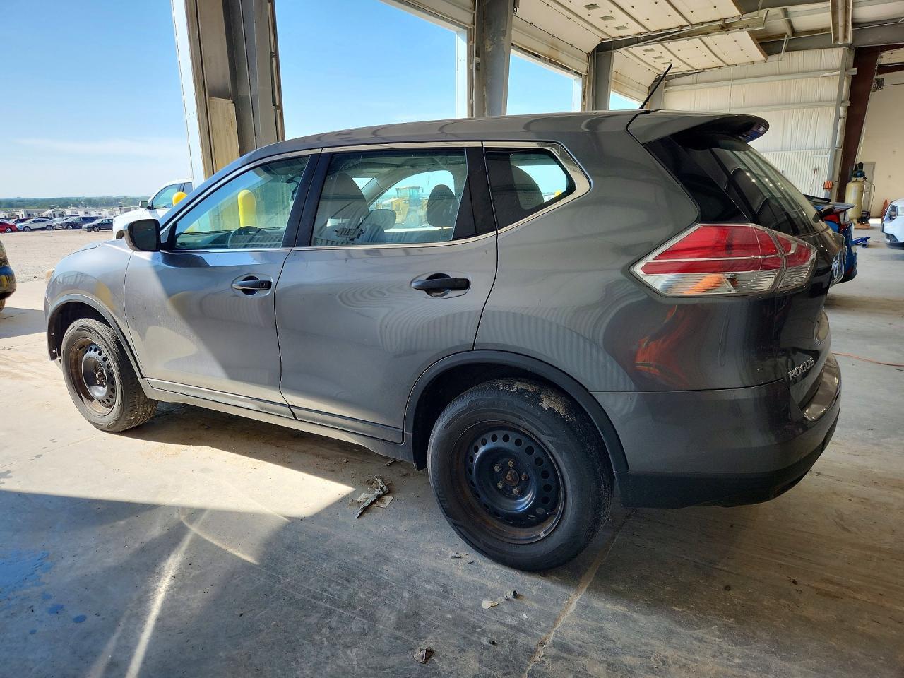 2016 NISSAN ROGUE S — Фото 2 из 13