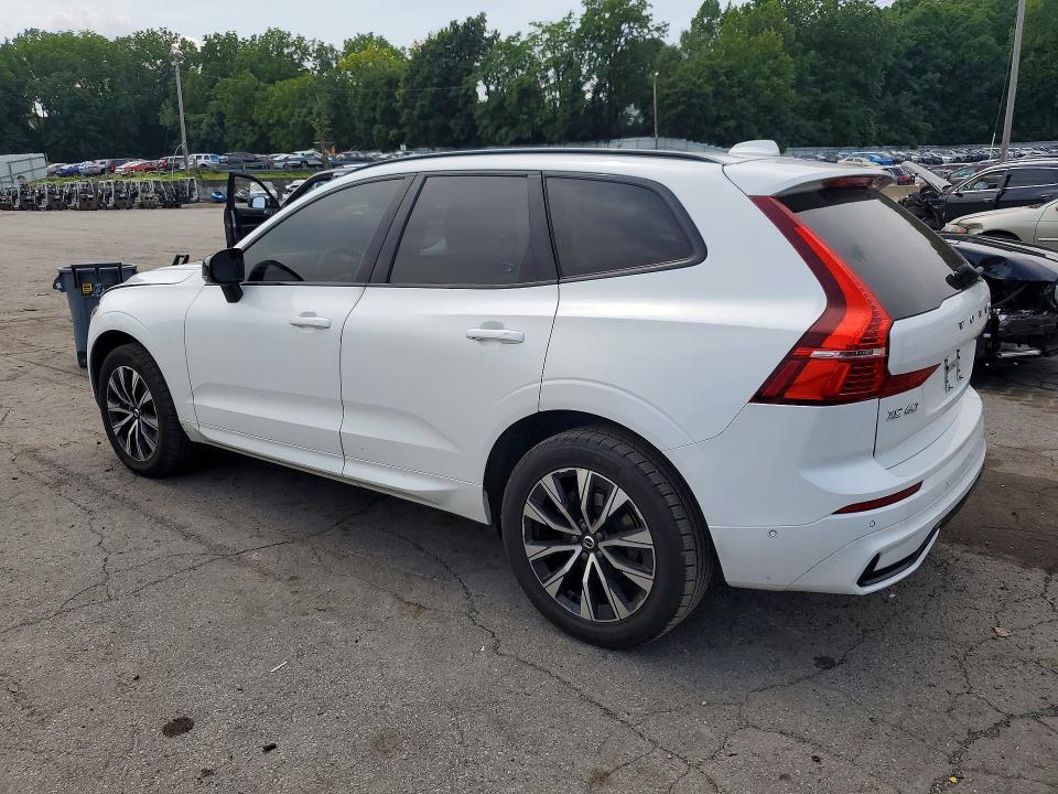 2024 VOLVO XC60 PLUS — Фото 2 из 13