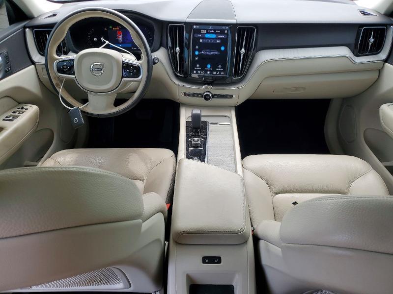2024 VOLVO XC60 PLUS — Фото 8 из 13