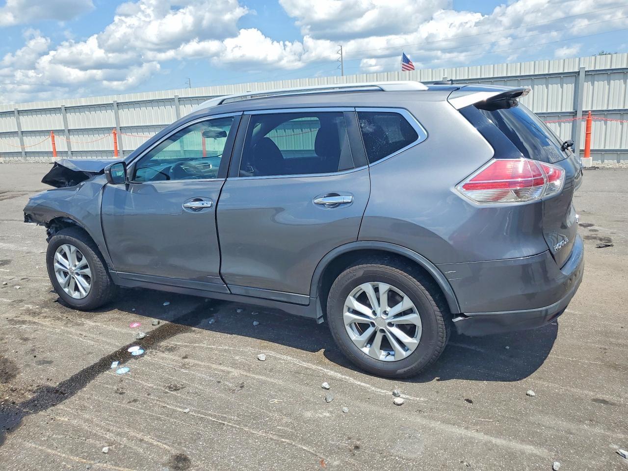 2016 NISSAN ROGUE SV — Фото 2 из 12