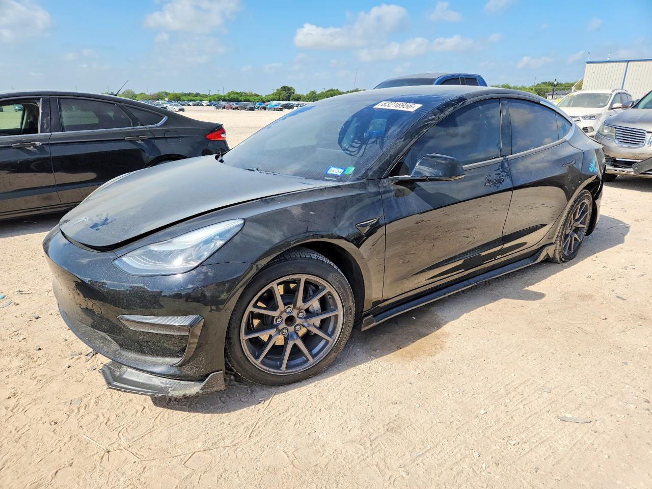 2020 TESLA MDL 3 5YJ3E1EA2LF657619