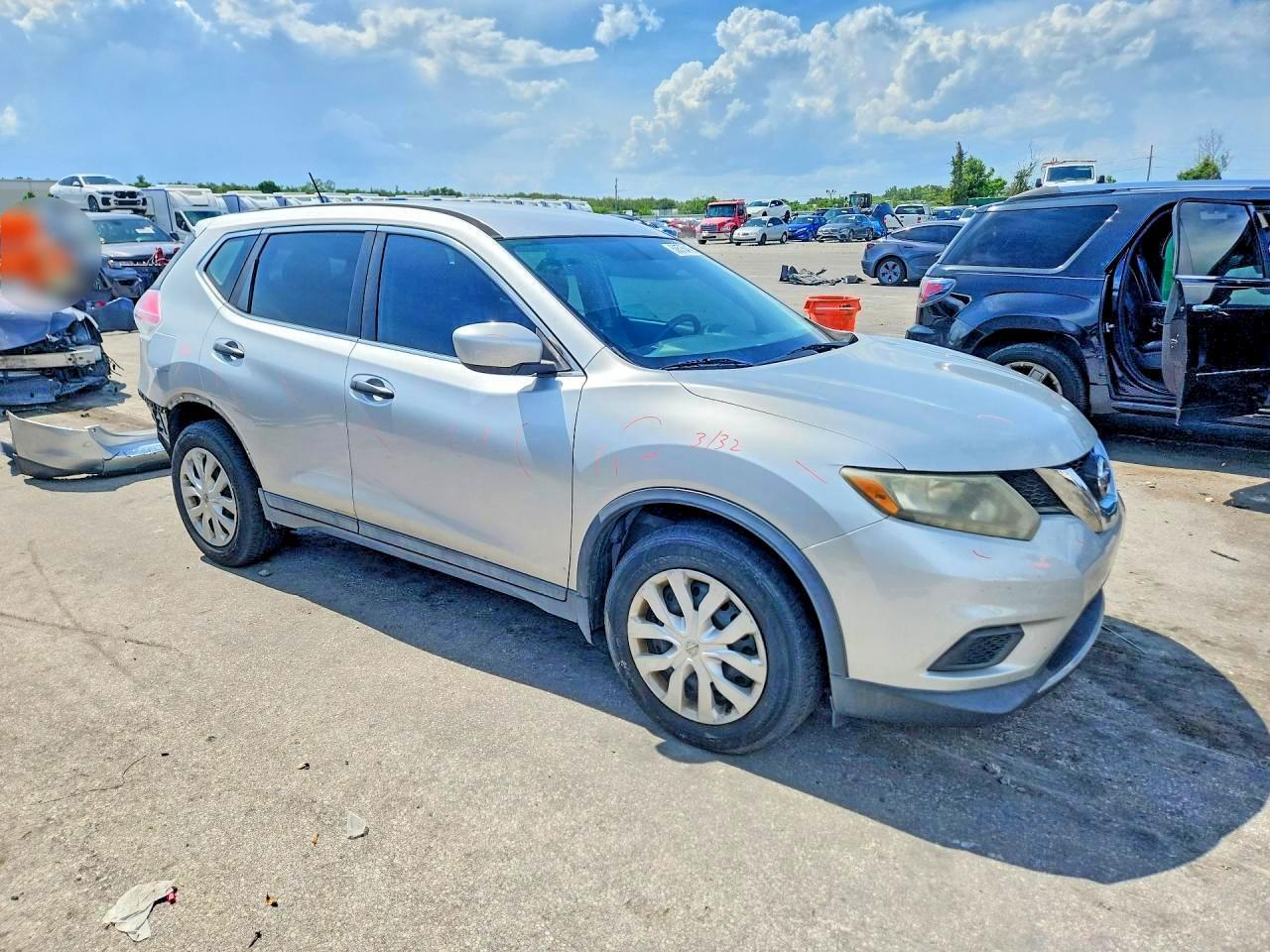 2016 NISSAN ROGUE S — Фото 4 из 14