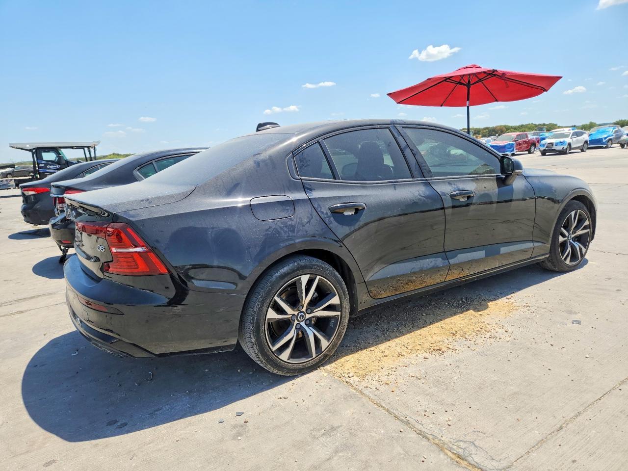 2024 VOLVO S60 PLUS — Фото 3 из 12