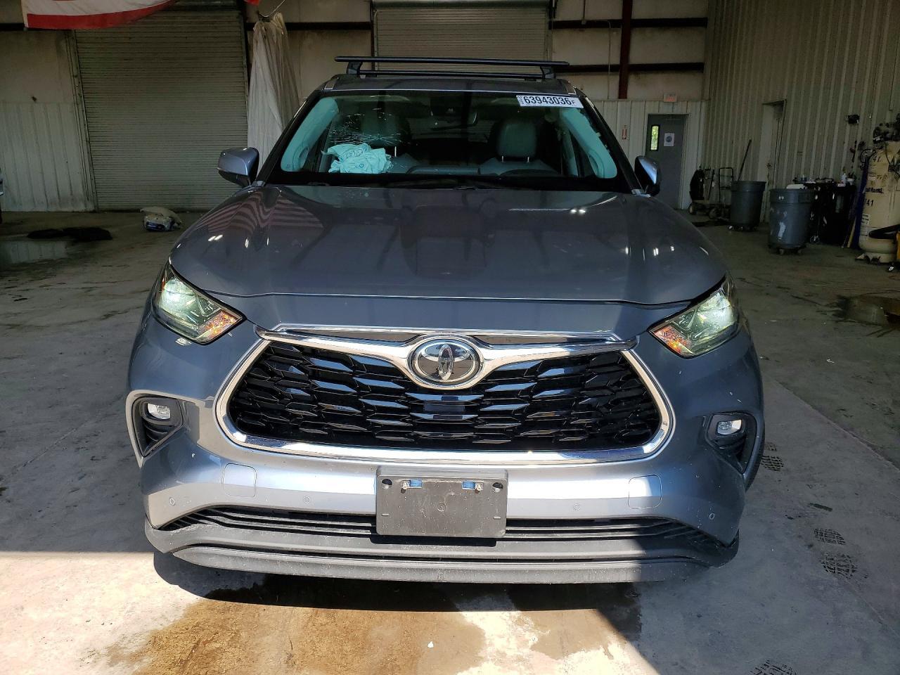 2020 TOYOTA HIGHLANDER LIMITED — Фото 5 из 12