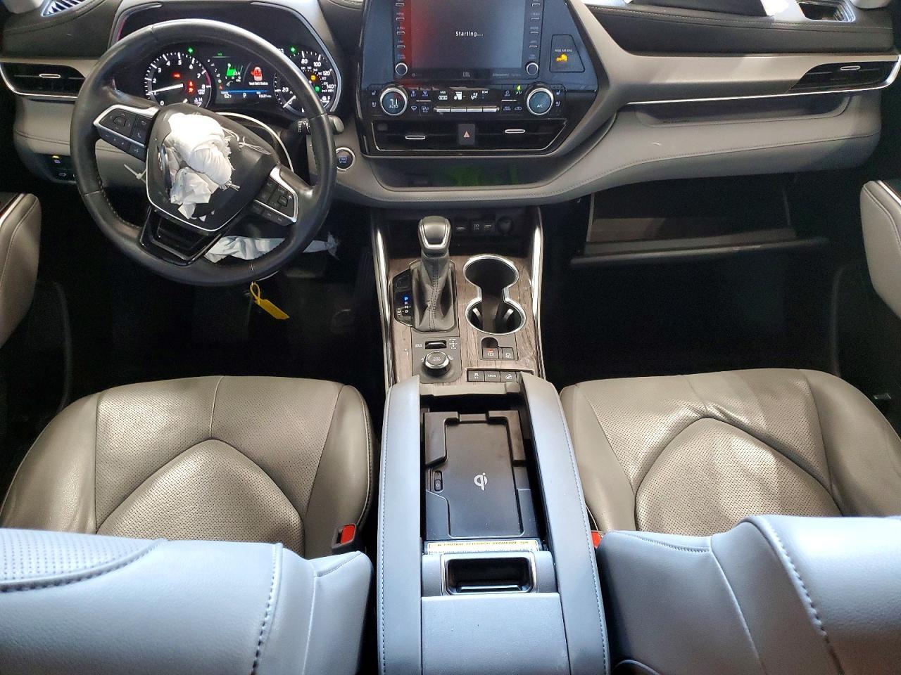 2020 TOYOTA HIGHLANDER LIMITED — Фото 8 из 12