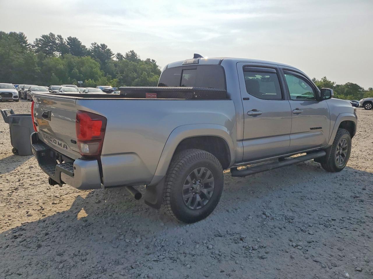 2020 TOYOTA TACOMA SR5 V6 — Фото 3 из 12