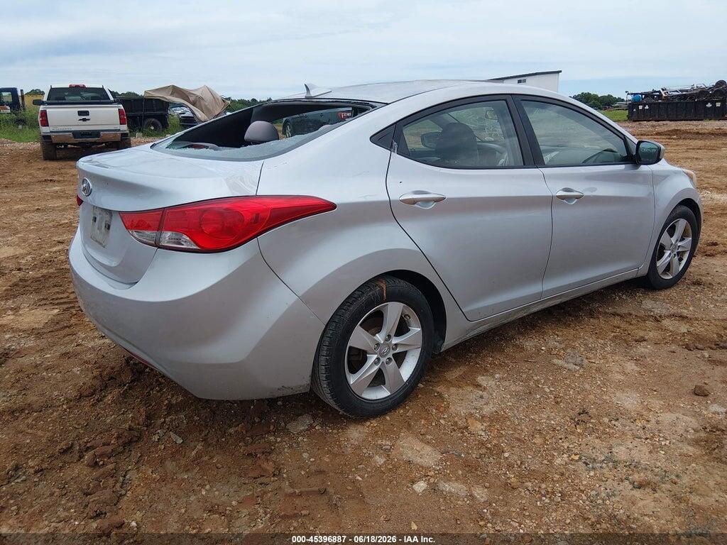 5NPDH4AEXDH347291 2013 HYUNDAI ELANTRA photo no. 4