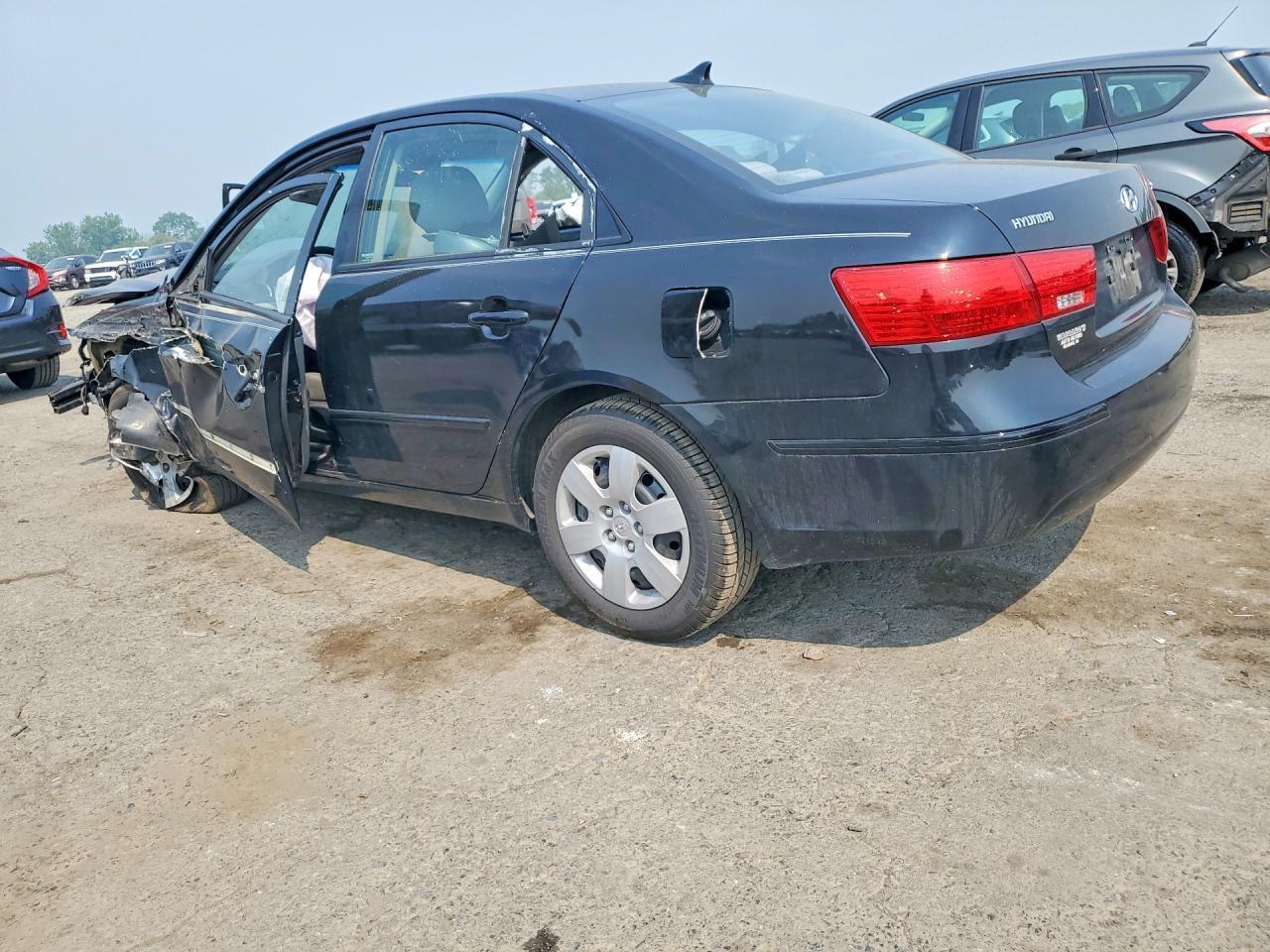 2010 HYUNDAI SONATA GLS — Фото 2 из 12
