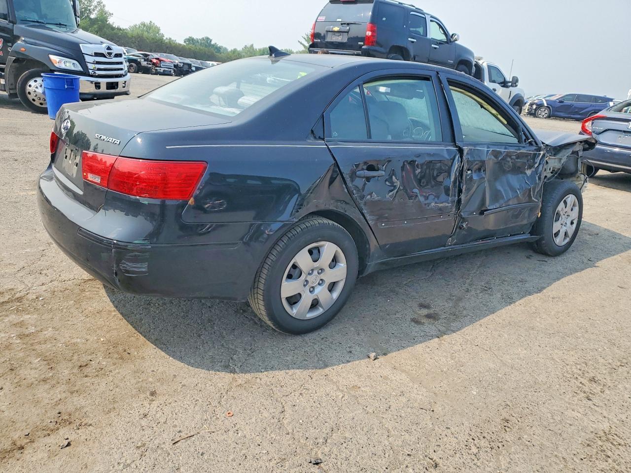 2010 HYUNDAI SONATA GLS — Фото 3 из 12