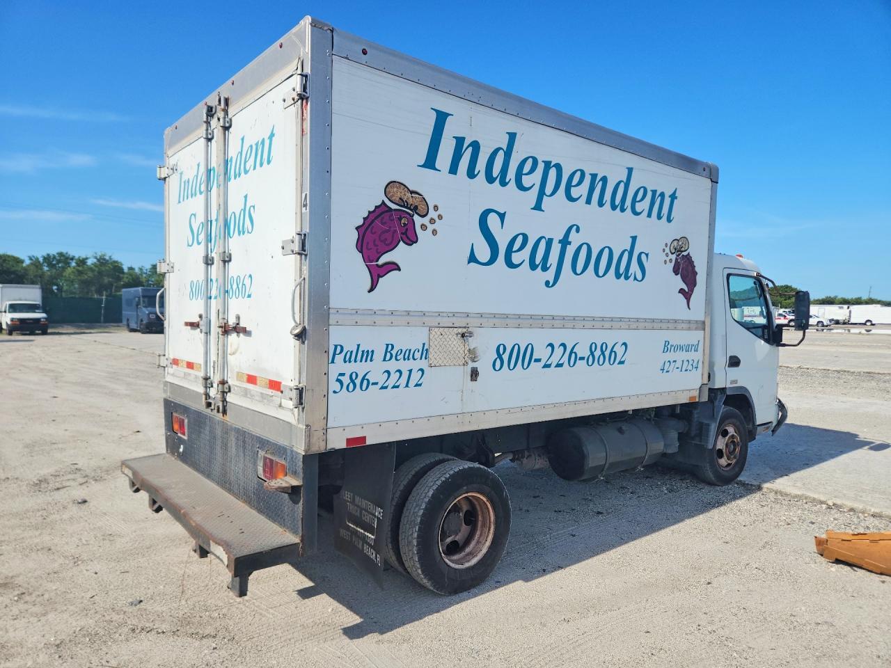 2007 MITSUBISHI FUSO FE84D REFRIGERATED BOX TRUCK — Фото 3 из 14