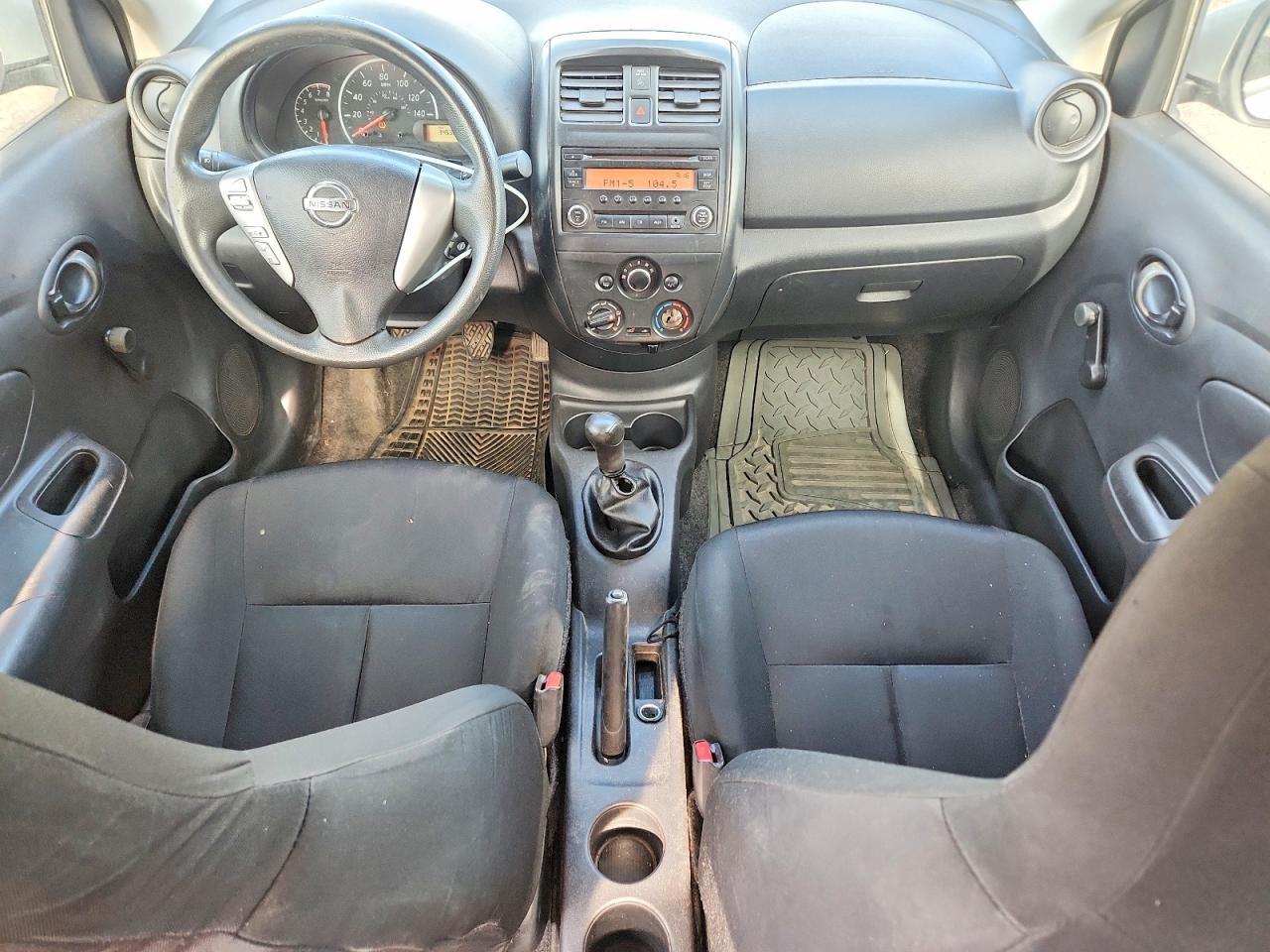 2016 NISSAN VERSA 1.6 S — Фото 8 из 12