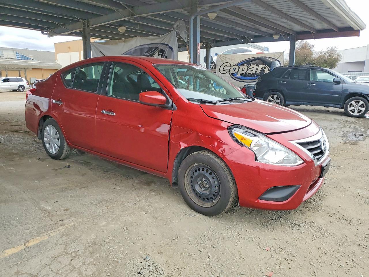 2016 NISSAN VERSA 1.6 SV — Фото 4 из 12