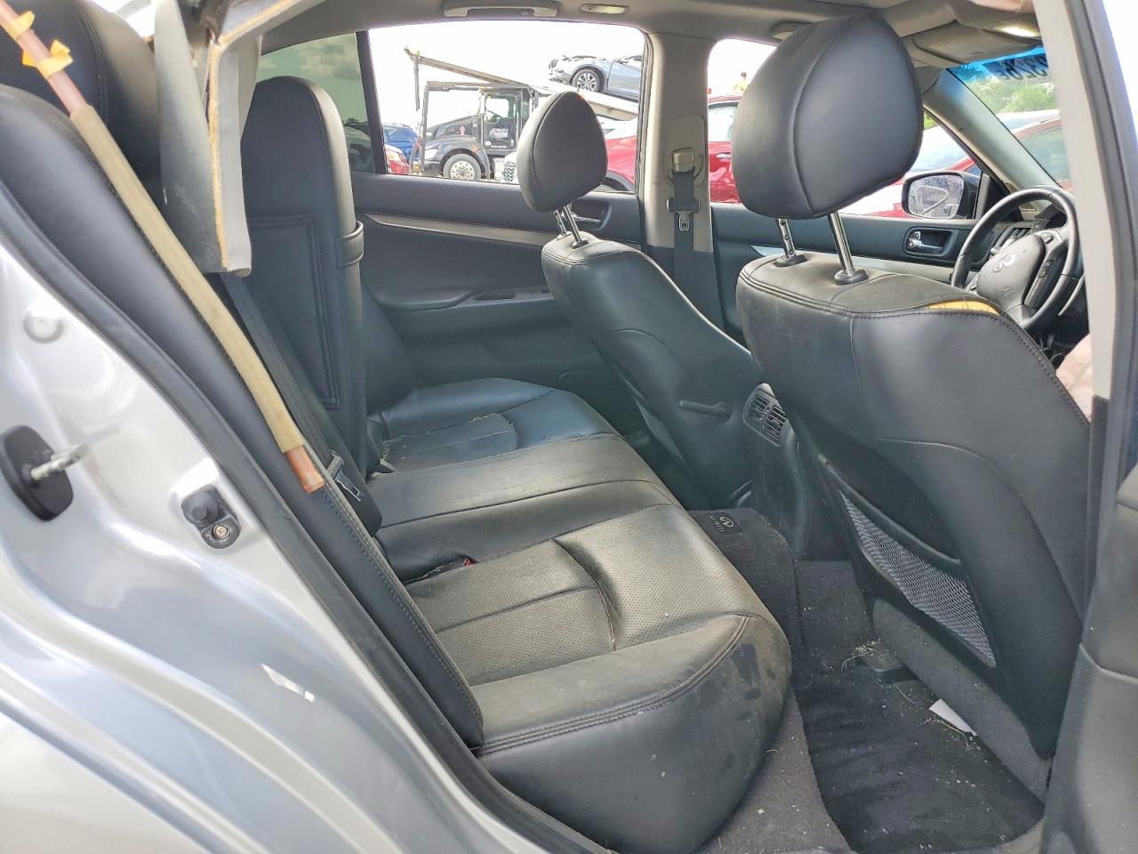 2010 INFINITI G37 SEDAN X — Фото 10 из 12