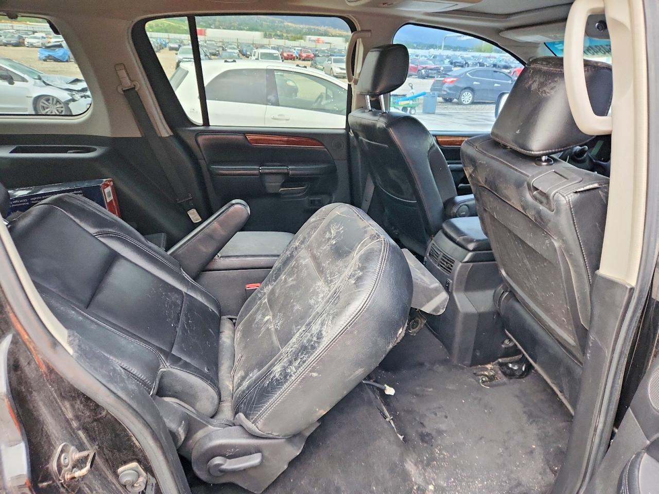 2010 INFINITI QX56 — Фото 10 из 12