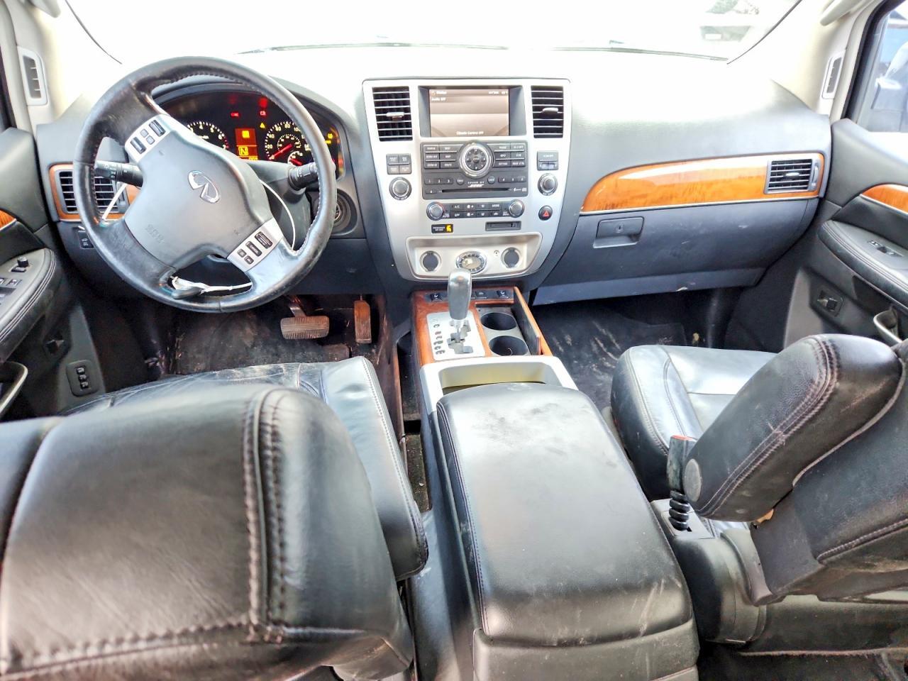 2010 INFINITI QX56 — Фото 8 из 12