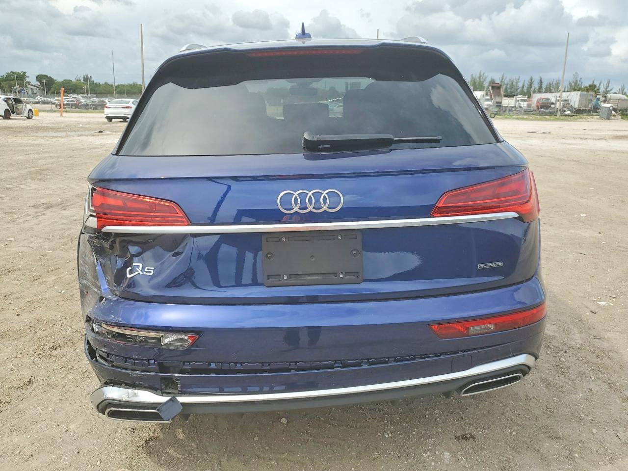 2025 AUDI Q5 PREMIUM PLUS 45 — Фото 6 из 13