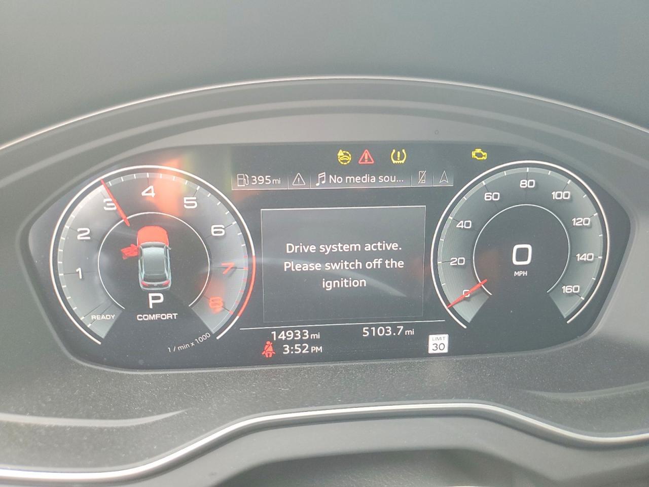 2025 AUDI Q5 PREMIUM PLUS 45 — Фото 9 из 13
