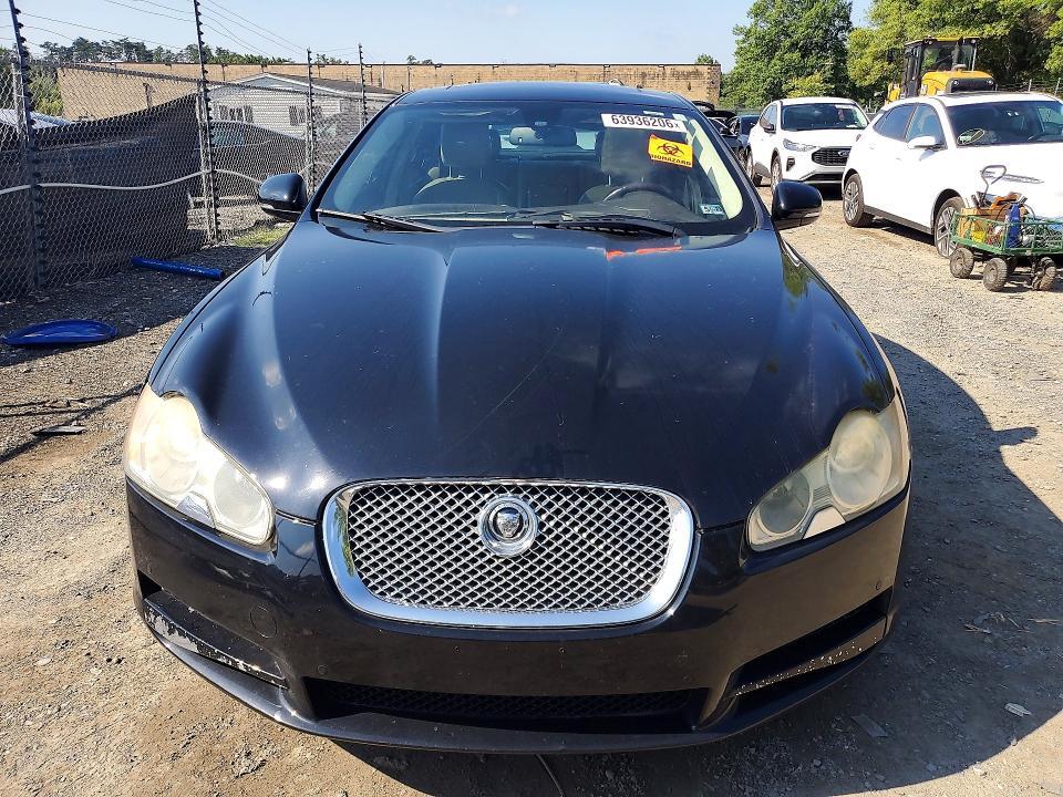 2010 JAGUAR XF SUPERCHARGED — Фото 5 из 12