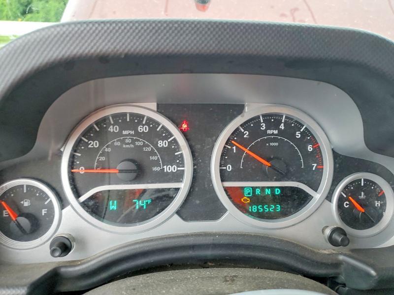 2010 JEEP WRANGLER UNLIMITED SPORT — Фото 9 из 13
