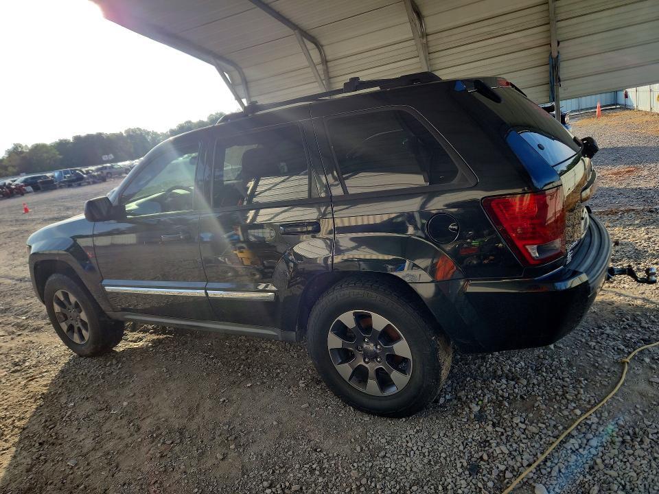 2010 JEEP GRAND CHEROKEE LAREDO — Фото 2 из 13