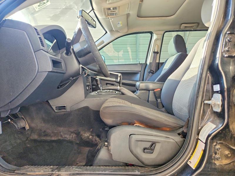2010 JEEP GRAND CHEROKEE LAREDO — Фото 7 из 13