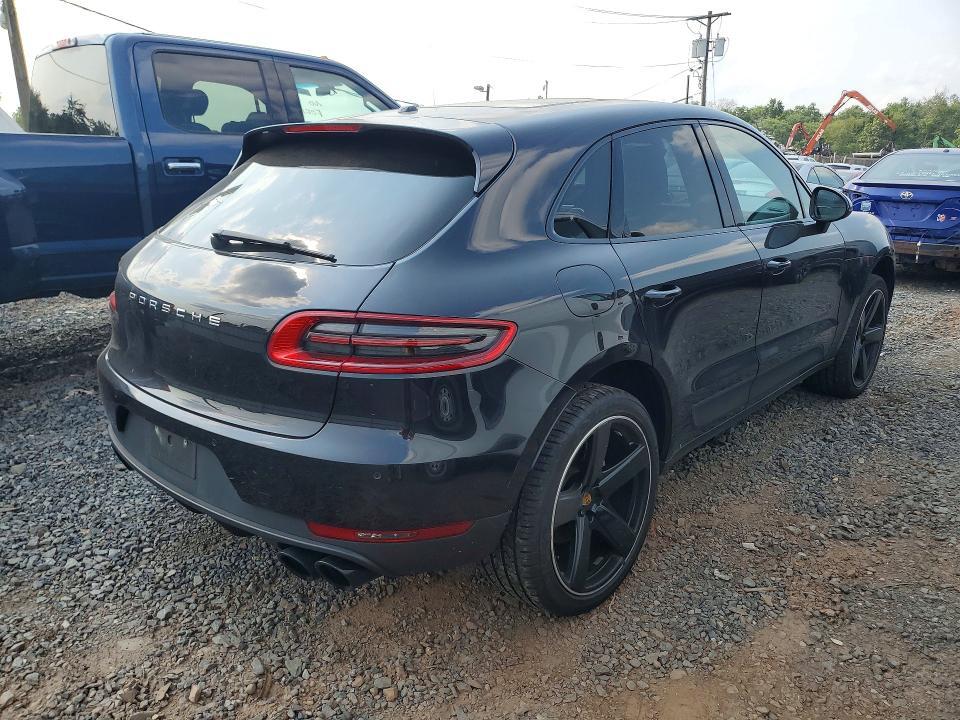 2016 PORSCHE MACAN S — Фото 3 из 13