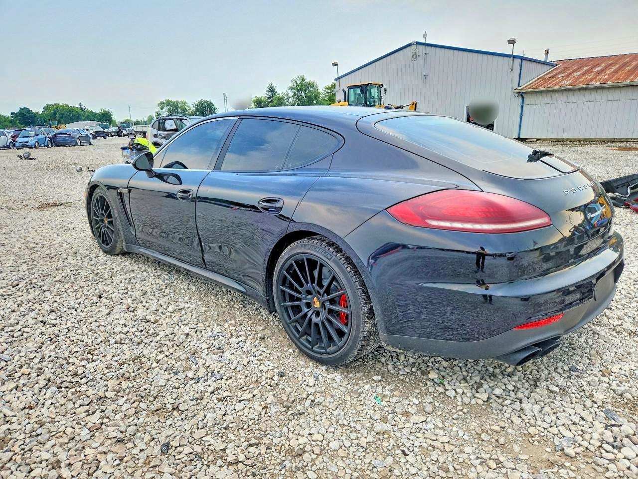WP0AF2A79GL081387 2016 PORSCHE PANAMERA photo no. 2
