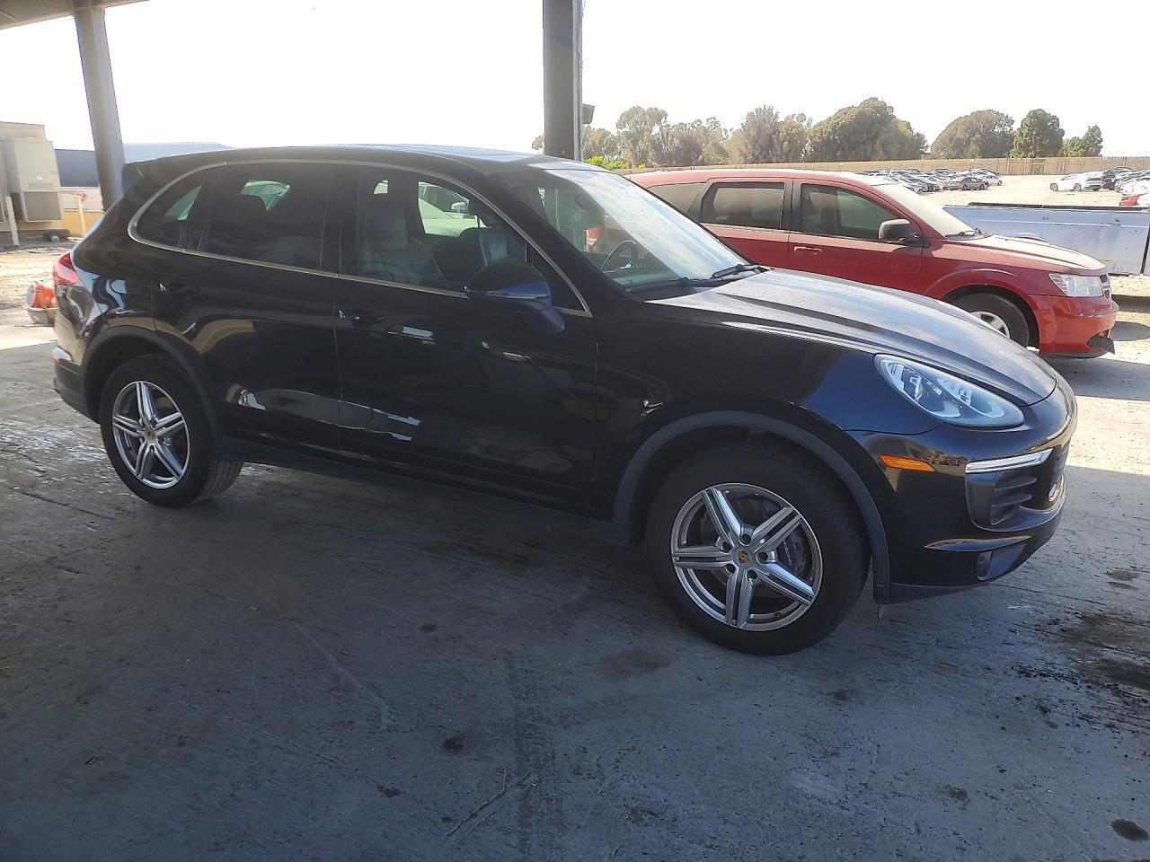 2016 PORSCHE CAYENNE — Фото 4 из 13