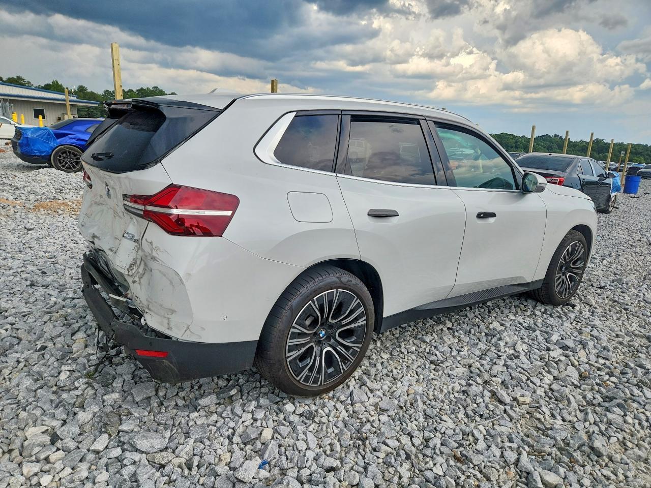 2025 BMW X3 30 XDRIVE — Фото 3 из 13