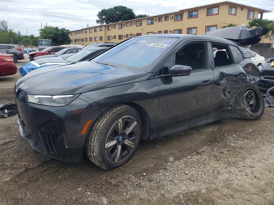 2025 BMW IX WB523CF0XSCS28531