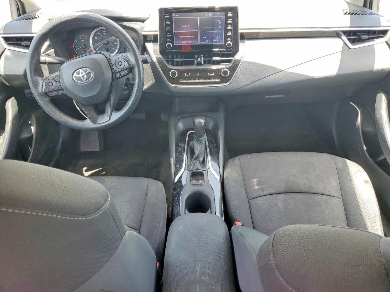 2020 TOYOTA COROLLA LE — Фото 8 из 12