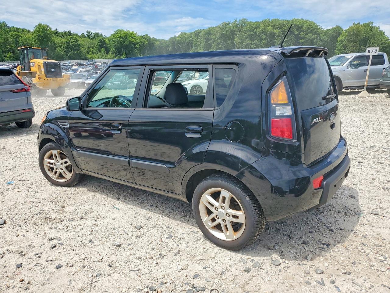 KNDJT2A20A7184064 2010 KIA SOUL photo no. 2