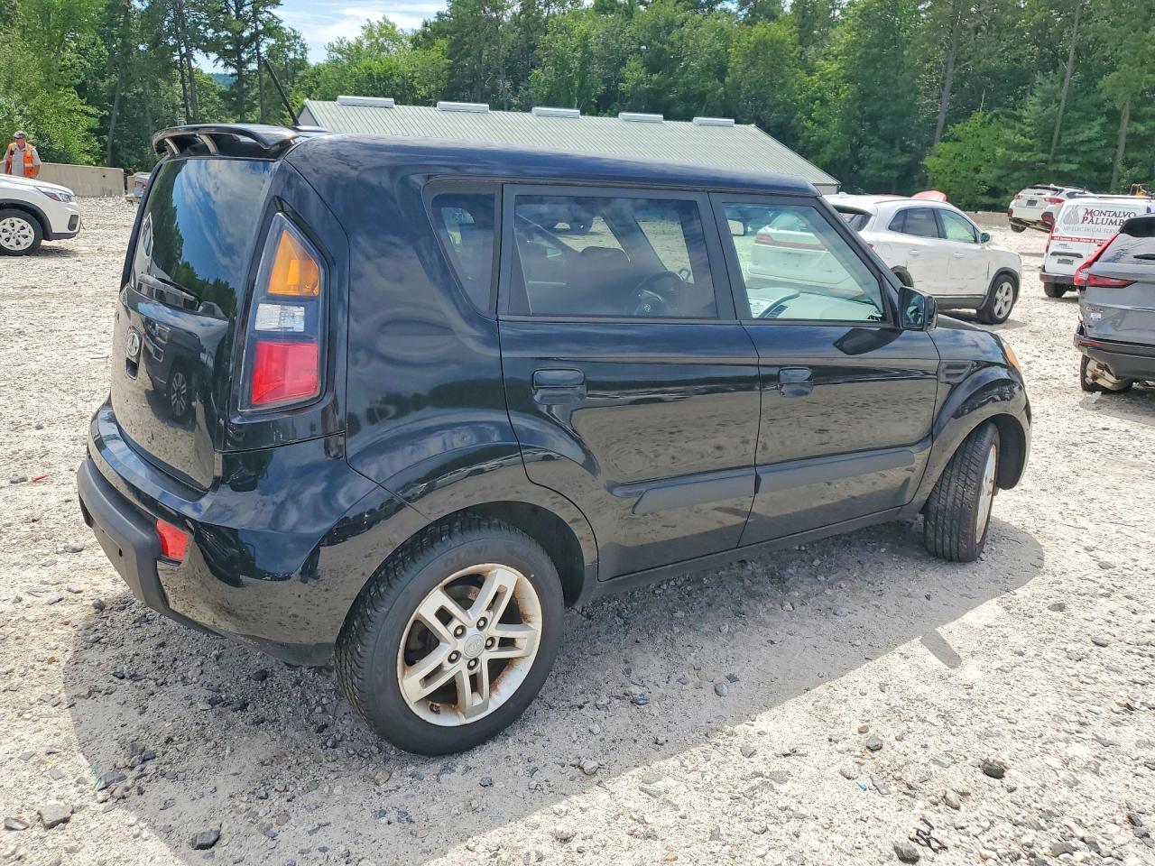 KNDJT2A20A7184064 2010 KIA SOUL photo no. 3