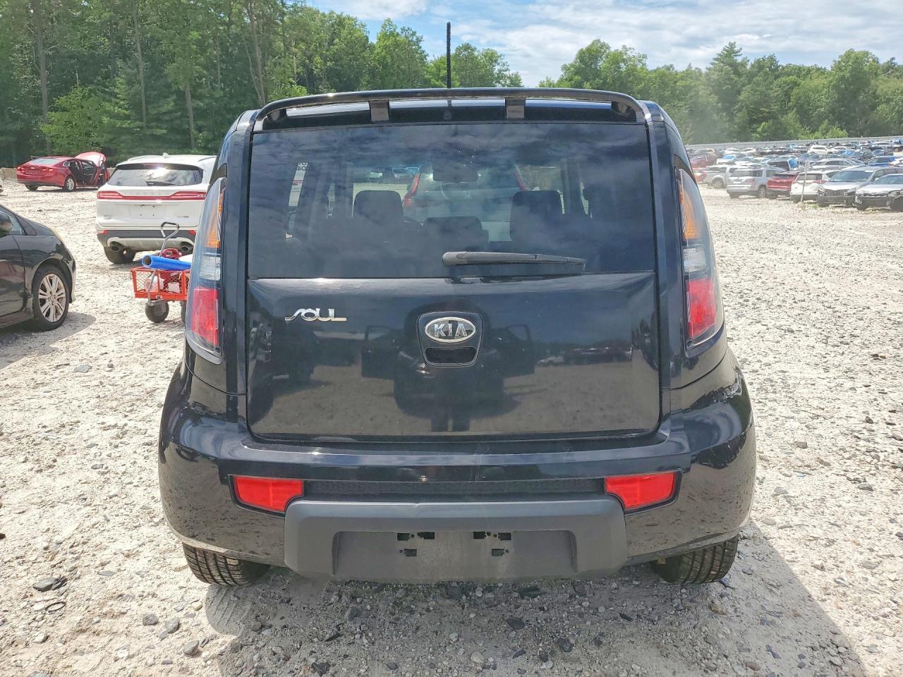 KNDJT2A20A7184064 2010 KIA SOUL photo no. 6