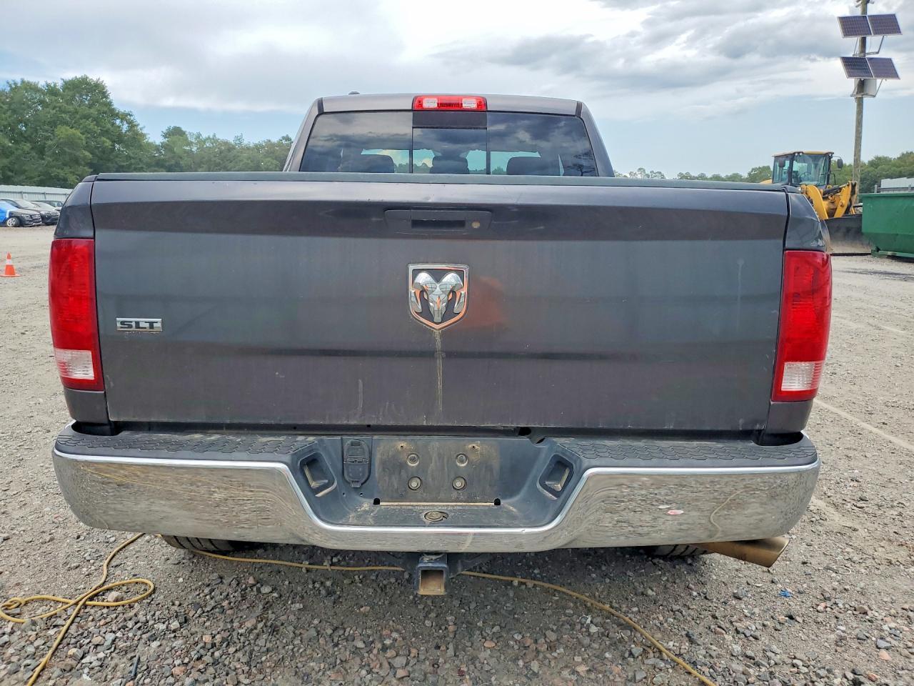 2016 RAM 1500 SLT — Фото 6 из 12