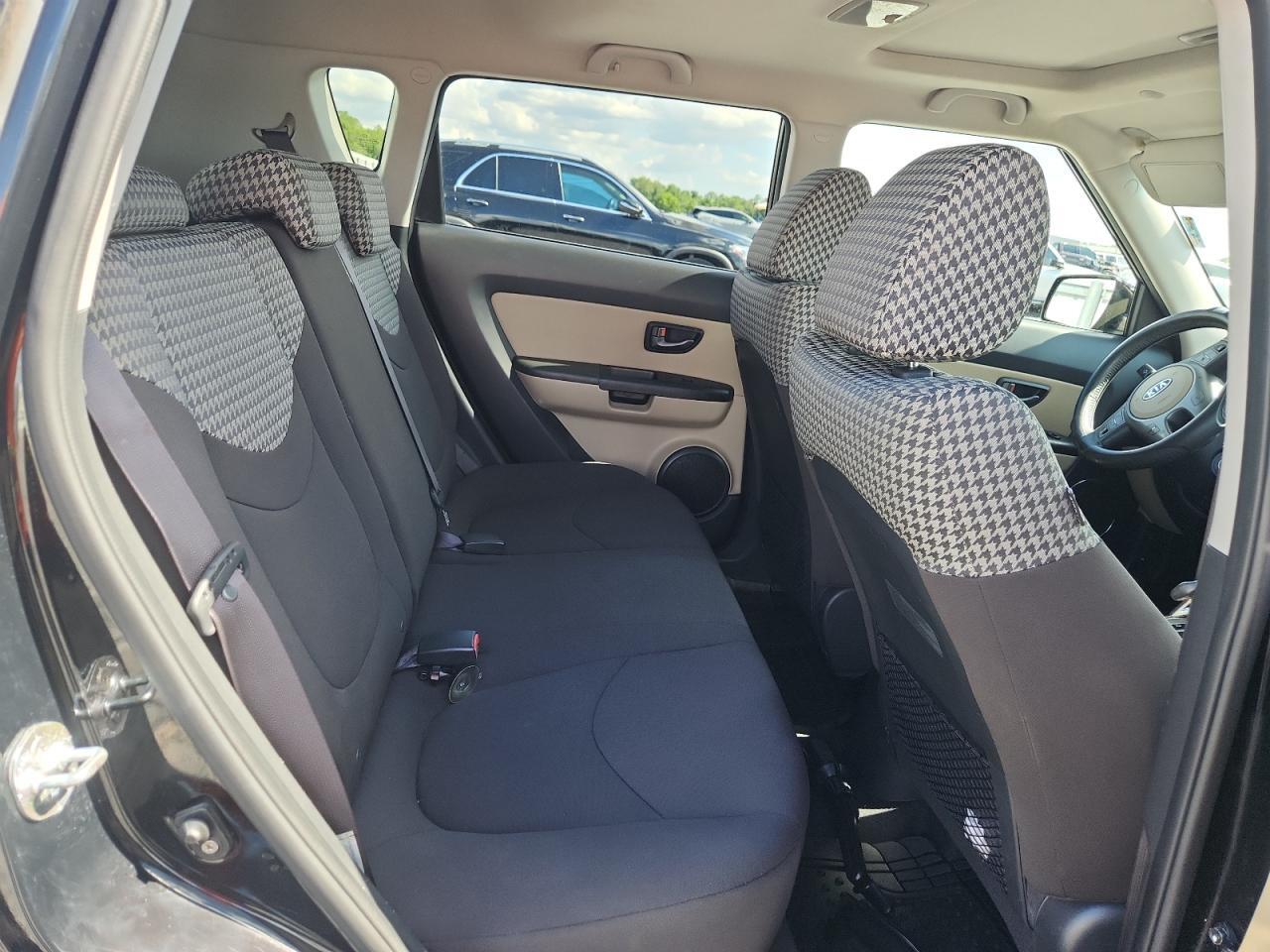 2010 KIA SOUL + — Фото 10 из 12