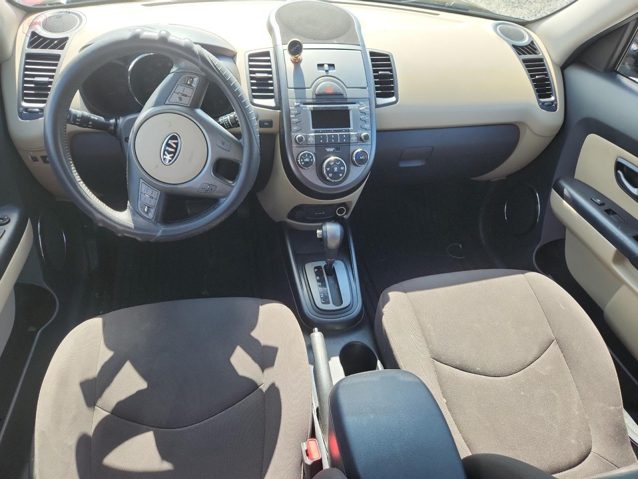 2010 KIA SOUL + — Фото 8 из 12