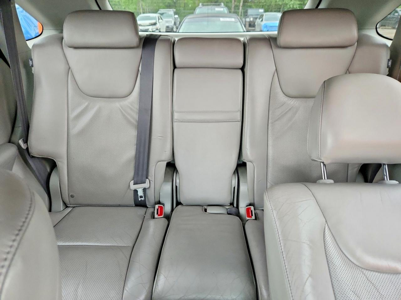 2010 LEXUS RX 350 — Фото 10 из 13