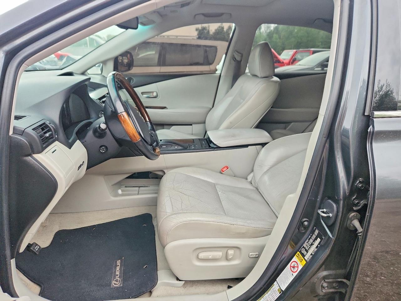 2010 LEXUS RX 350 — Фото 7 из 13
