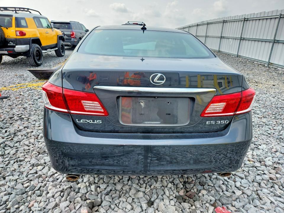 2010 LEXUS ES 350 — Фото 6 из 12
