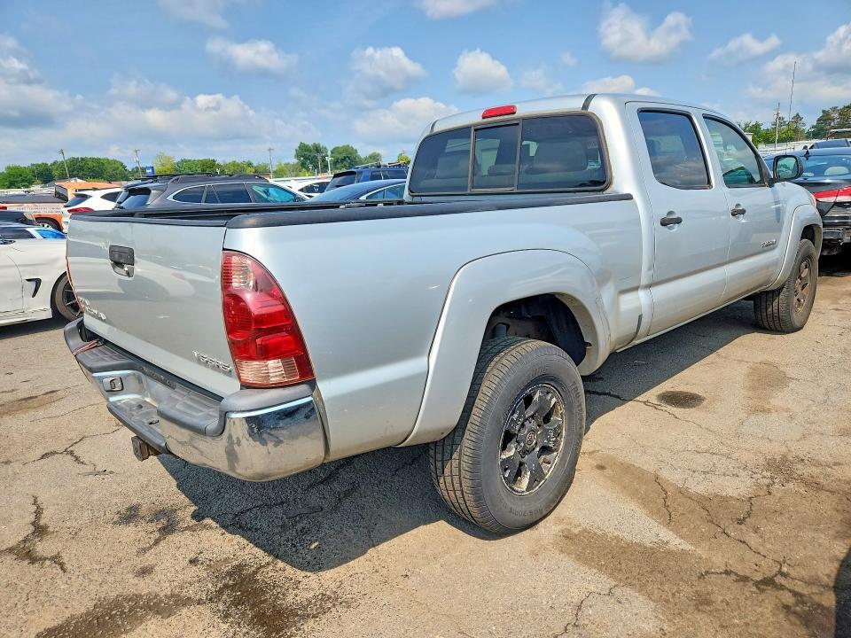 2007 TOYOTA TACOMA DOUBLE CAB LONG BED — Фото 3 из 12