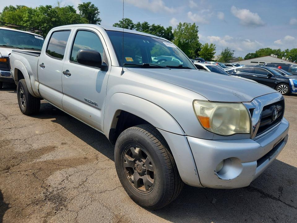 2007 TOYOTA TACOMA DOUBLE CAB LONG BED — Фото 4 из 12