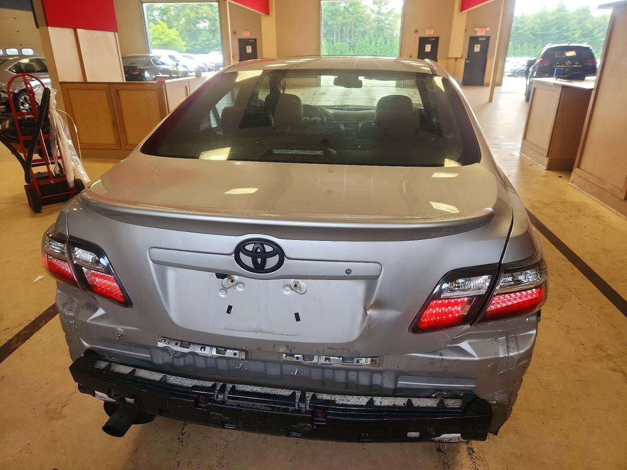 2007 TOYOTA CAMRY SE V6 — Фото 6 из 12